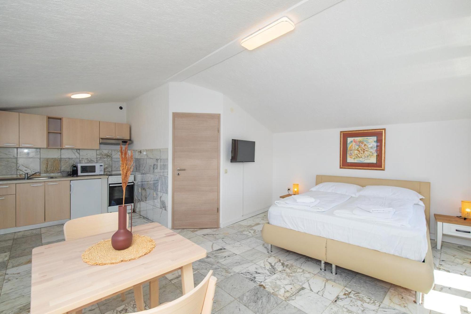 Apartments Soul Krk Town Zewnętrze zdjęcie